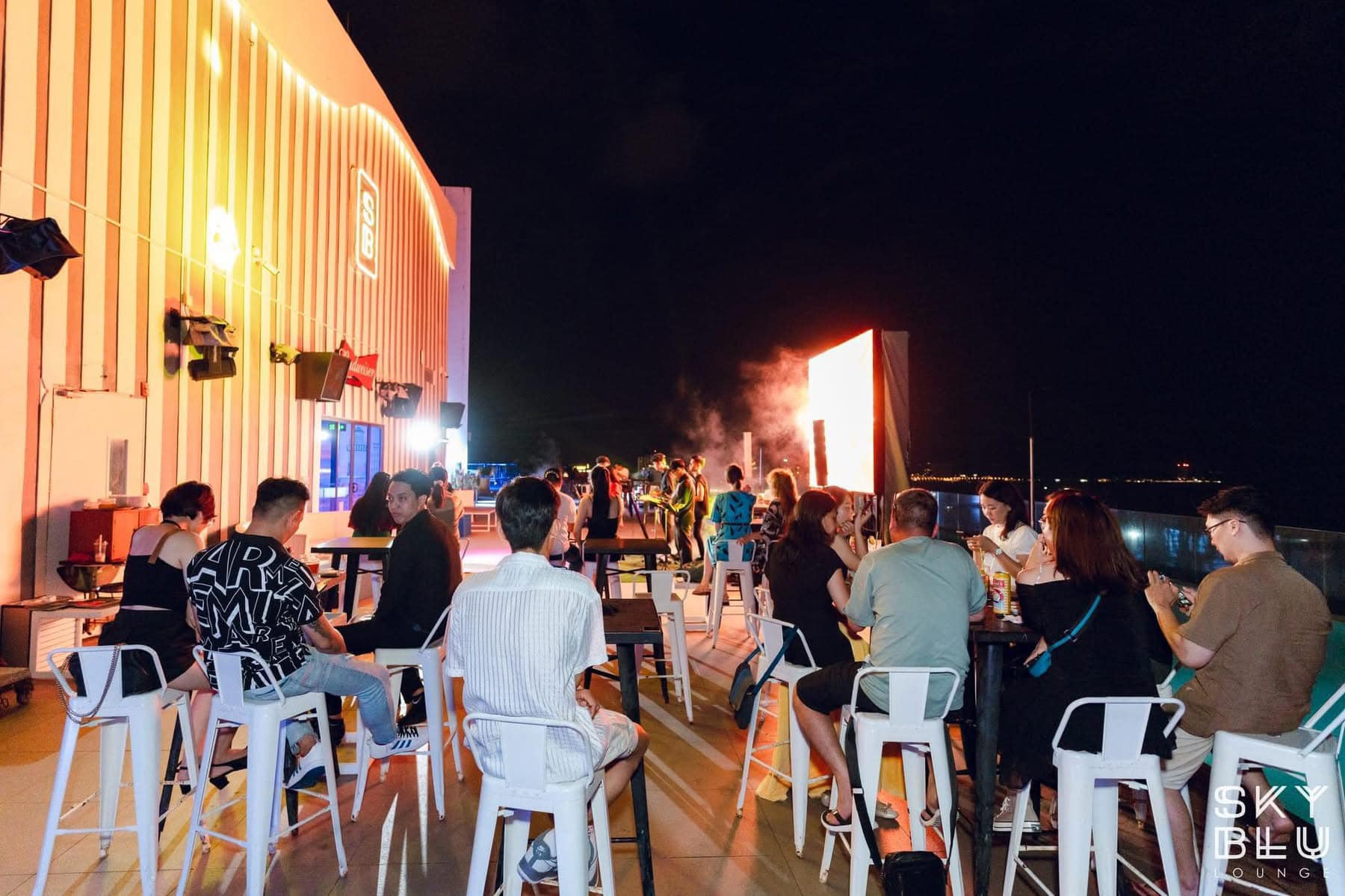 Quán bar Nha Trang