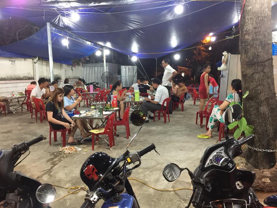 Quán hải sản Tám Mẹo Nha Trang