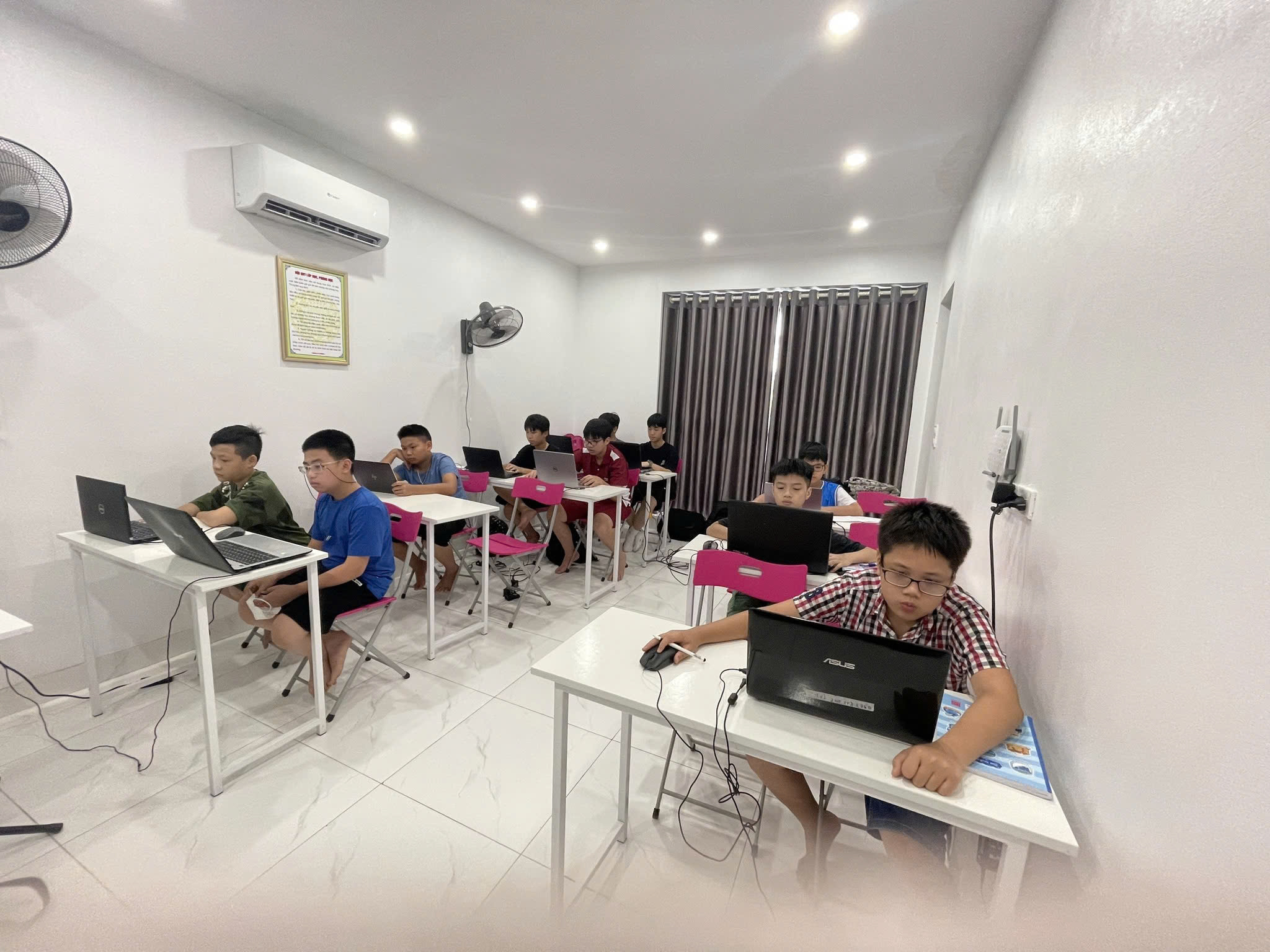 Trường Đại Học Hạ Long