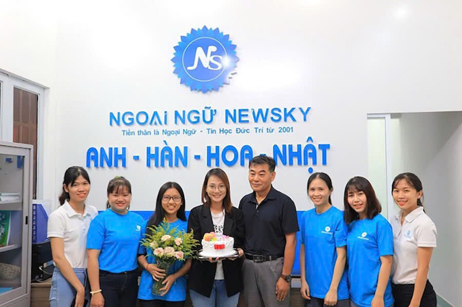 Trung Tâm Ngoại ngữ NewSky