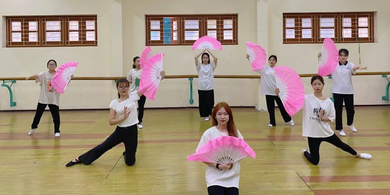 lớp học múa quảng ninh lớp học múa quảng ninh